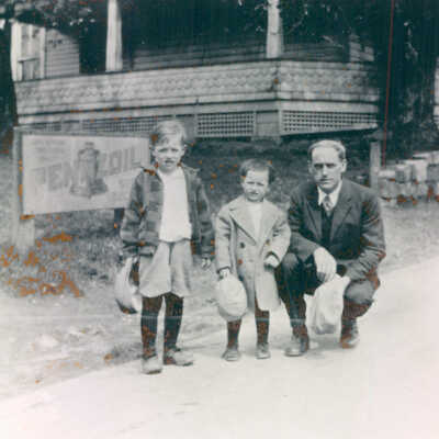Charles Alexander Barb Sr. with his sons