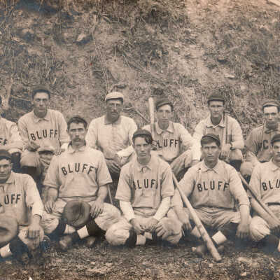 Bluff Baseball Team