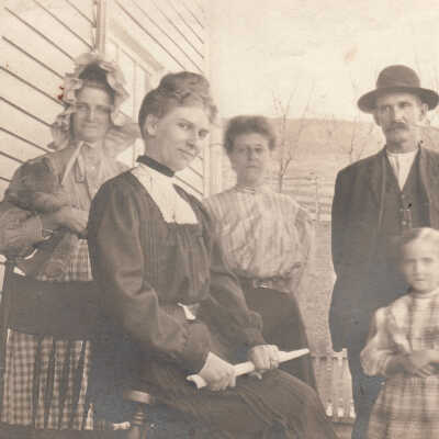 Andrew Jackson Morris and Missouri Ann (Goodwin) Morris family