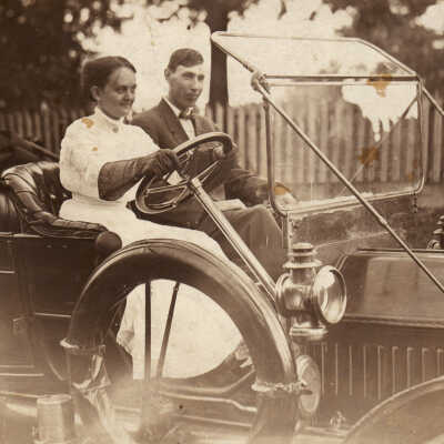 Samuel Marion Bonham and Mary "Mamie" (Throckmorton) Bonham
