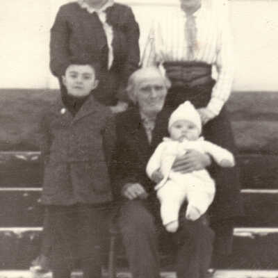 Elisha Rinehart family