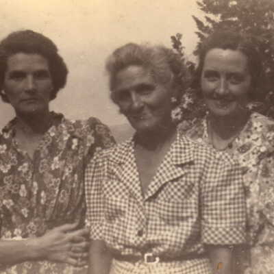 Watson and Doty women