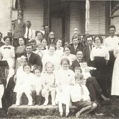 John Cramer Whipkey and Lydia (Lohr) Whipkey family