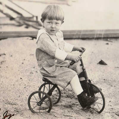 Frank Jones Album (Selected Photos) - Frank E. Jones [1919-1993]