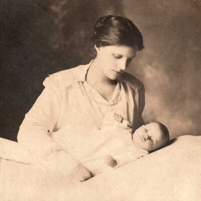 Ella May (Watson) Throckmorton with her daughter, Katherine Jane (Throckmorton) Toothman