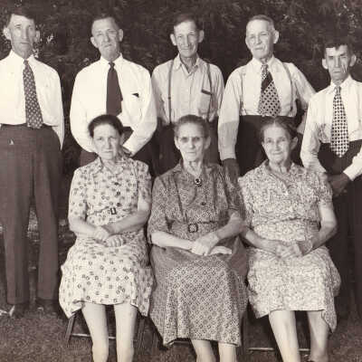 Jonathan Mitchell and Rebecca (Gilbert) Mitchell family