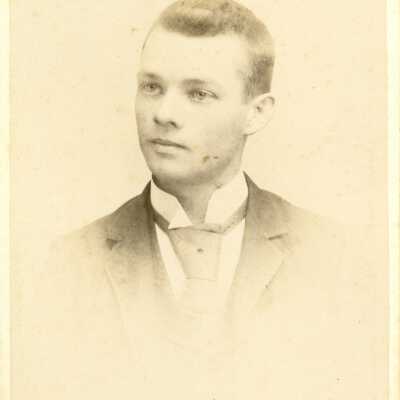 Mitchener Album 01, Photo 49 - Hughes: Origformat: Print-Photographic