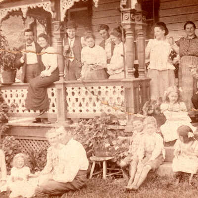 Hugh Smith and Mary Ellen (Lemley) Smith family
