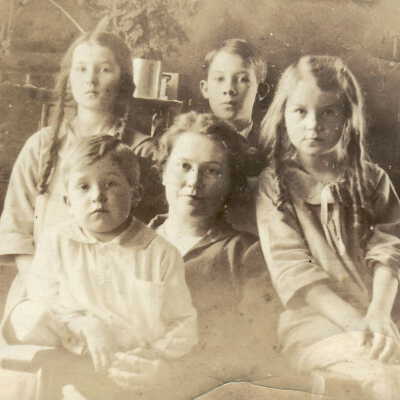 Family of John Madison Livingood and Frances (Cook) Livingood