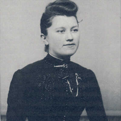 Millikin Album, Photo 13 - Elizabeth "Lizzie" (Thomas) Daniels