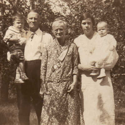 Buchanan and Clark Families - Four Generations