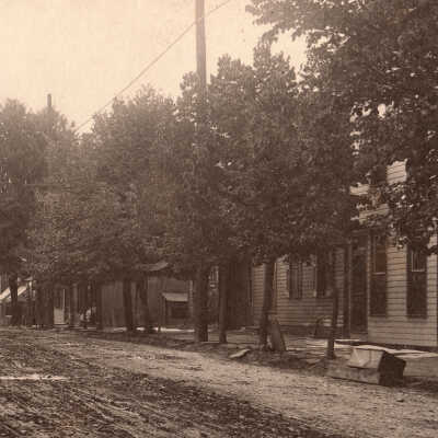 High Street (looking west from Cumberland Street) in Waynesburg