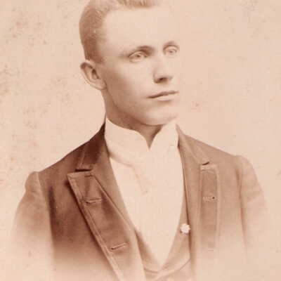 Johnson Album 01, Photo 08 - Unidentified