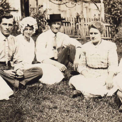 Children and in-laws of Jacob Harry Crayne and Rebecca Arabelle (Bosworth) Crayne