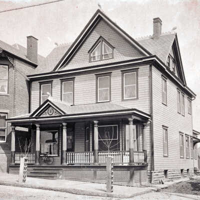 Samuel M. Smith and Elizabeth (Moredock) Smith family home