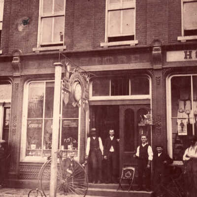 Downey House on the southwest corner of High and Washington Streets