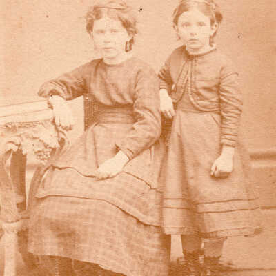 VanCleve Album, Photo 36 - Daughters of James Throckmorton & Mary Malvina Harvey