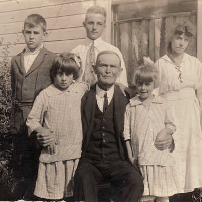 William Harvey Throckmorton [1850-1921] - Center