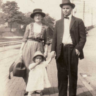 Throckmorton and Watson relatives