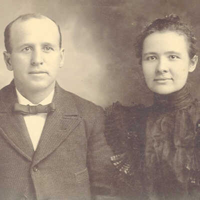 Carhart Bowlby and his wife, Eva (Kendall) Bowlby