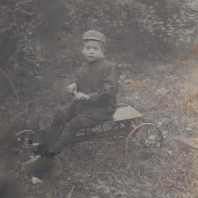 Marion L. White [1905-1989]