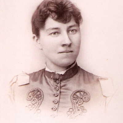 Johnson Album 01, Photo 17 - Unidentified