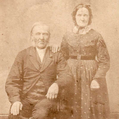 Crago-Spencer Album 02, Photo 03 - William John Spencer and Elizabeth (Hedge) Spencer