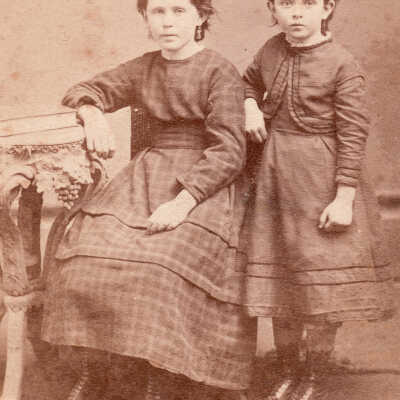 Daughters of James Throckmorton & Mary Malvina Harvey