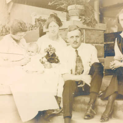 Otha Claire Minor and his first wife, Marie (Adamson) Minor, on wedding day