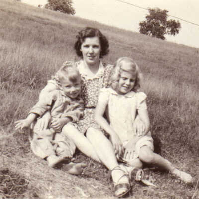 Alice (Keigley) Morris with Mitchell children