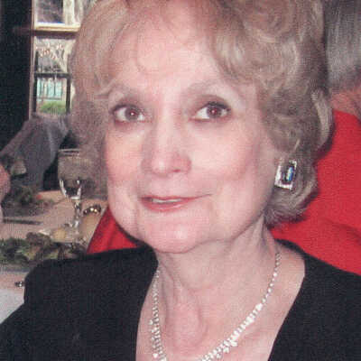 Suzanne Wylie - daughter of Garvin Roseborough Wylie & Margaret Lucile Brosius