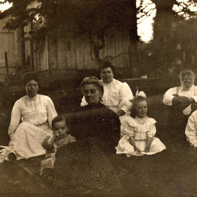 Crayne family