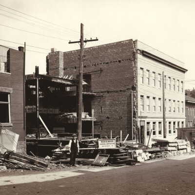 Citizens National Bank Construction Album (Selected Photo 20) - Construction of Citizens National Bank at the northwest corner of High and Washington Streets