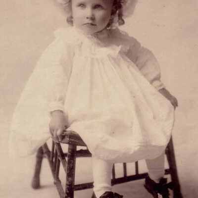 Anne (Jacobs) Knotts' child