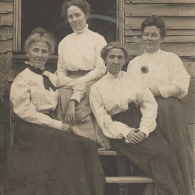 William Holland Gordon and Margaret Maria (Whitlatch) Gordon family