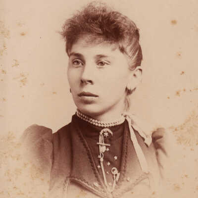 Dreier Album, Photo 06 - Minnie (Dreier) McNeely [1873-1952]