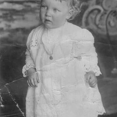 Donnis (Riggle) Anderson [1909-1997]