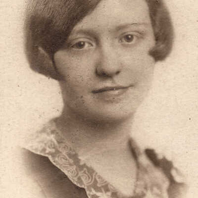 Grace Steele, Waynesburg High School, Class of 1928