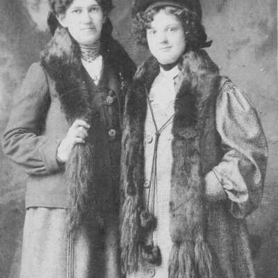 Flora (Moore) Whipkey [on right]