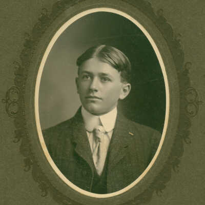 Ralph Bowlby - son of Sebastian Bowlby & Catherine Miranda Staggers