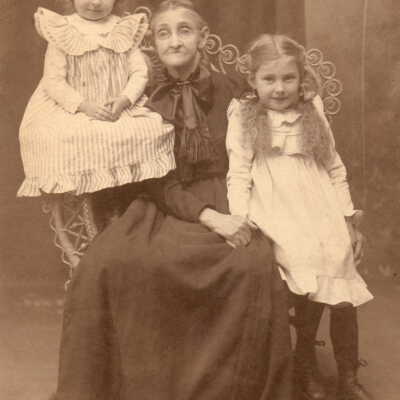 Lucy Beach (Elms) Dille, Mrs. Moore, Sarah Virginia (Elms) Simpson