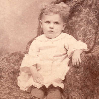 Millikin-Simpson Album, Photo 11 - Sarah Myrtle Millikin [1876-1951]