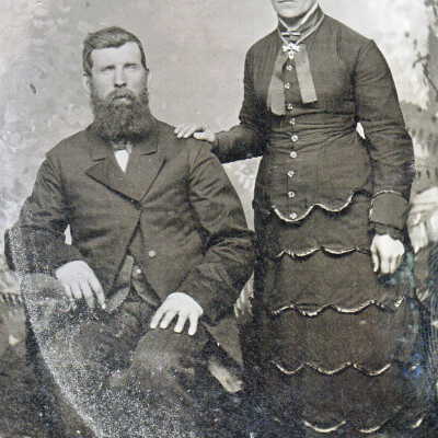 Rufus Gillet Morris and his wife, Sarah Jane (Pettit) Morris