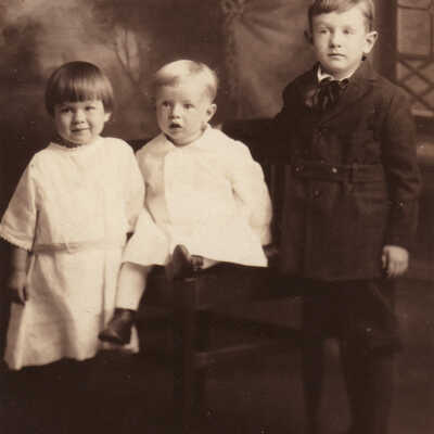 William Lloyd Millikin and Goldie Marie (Day) Millikin family