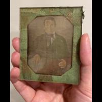 Daguerreotype - Video demonstrating how to view image