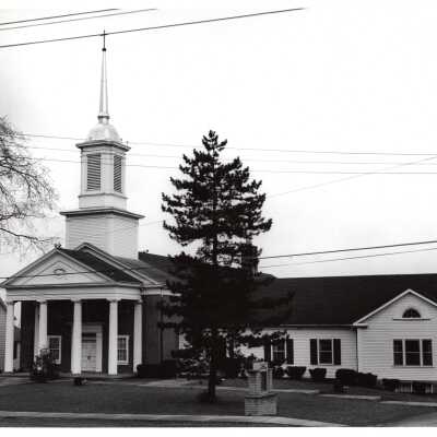 Howland Community Church Photo