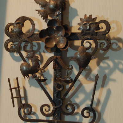 Title Unknown - Metal Folk Art