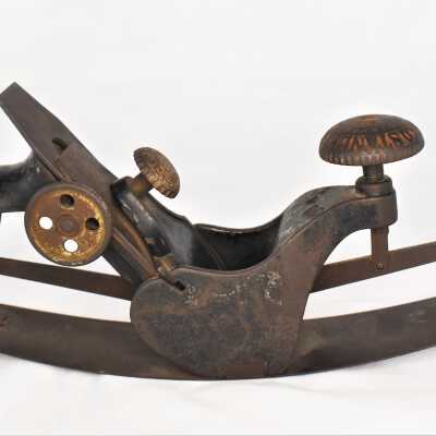 Curved Smoothing Plane