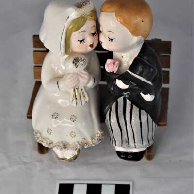 This type of set are sometimes called "Bench Sitters"