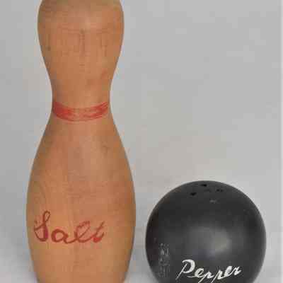 Vintage Wooden Bowling Ball & Pin Salt and Pepper Shakers Made in Japan